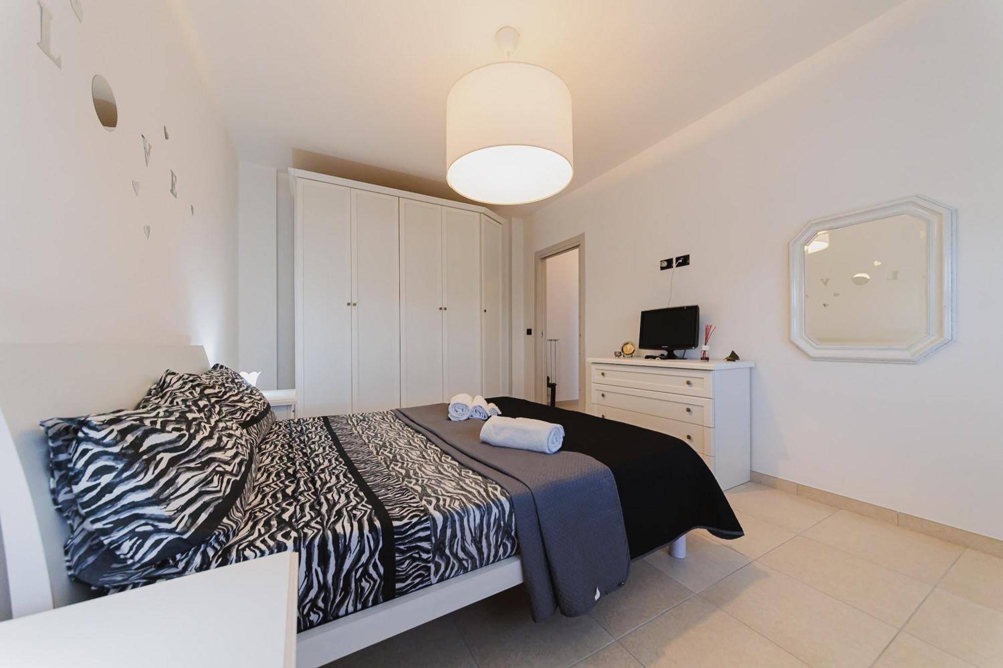Swamyhome Aereoportobaripalese Bitonto Eksteriør billede